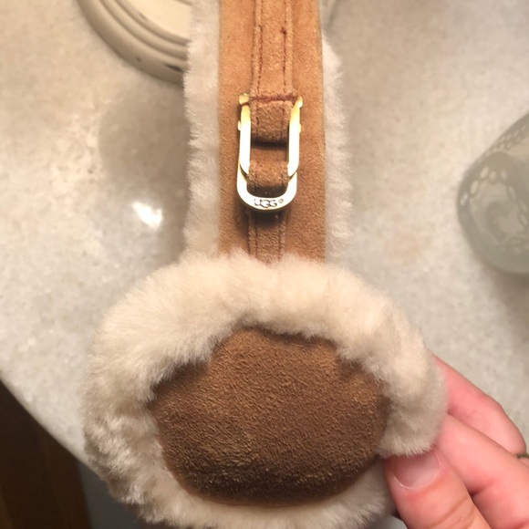 ugg earmuffs - Picture 2 of 2